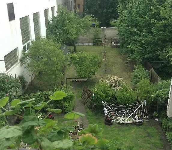 At ゲストハウス