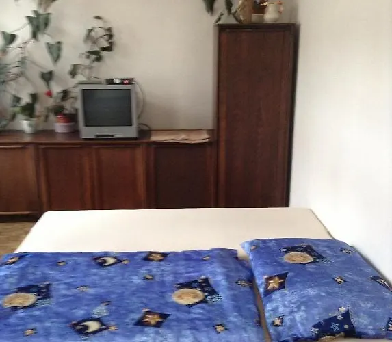 ゲストハウス At 3*